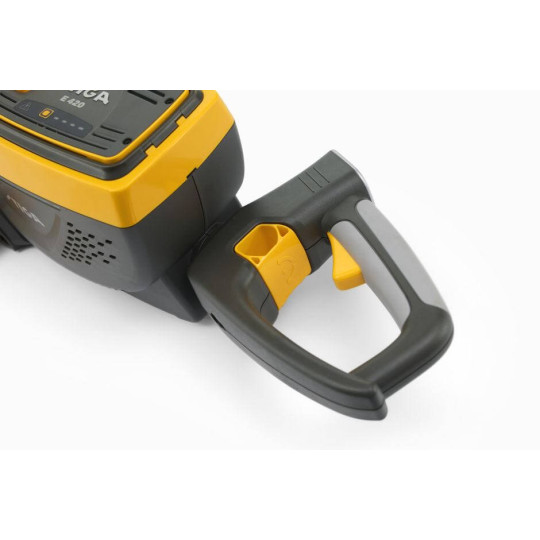 Купити Кущоріз акумуляторний STIGA SHT500AEkit. Офіційний магазин Toolmaster Україна. Фірмовий інструмент та обладнання, офіційна гарантія