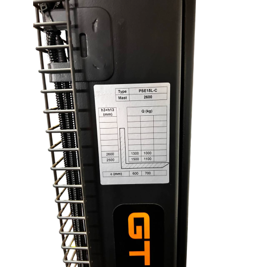 Купити Штабелер электрический самоходный 1,5т/2,6м 24В/60Ah Li-ion GTM PSE15L-C 2600. Официальный магазин Toolmaster Украина. Фирменный инструмент и оборудование, официальная гарантия