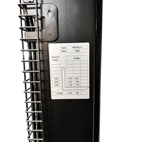 Купити Штабелер електричний самохідний 1,5т/3,2м 24В/60Ah Li-ion GTM PSE15L-C 3200. Офіційний магазин Toolmaster Україна. Фірмовий інструмент та обладнання, офіційна гарантія