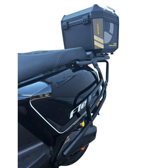 Купити Скутер акумуляторний Flex Pro, 2000Вт, 72V, швидкість 60км/год, запас ходу 110км GTM. Офіційний магазин Toolmaster Україна. Фірмовий інструмент та обладнання, офіційна гарантія