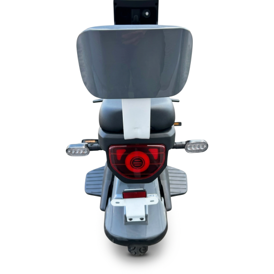 Купити Скутер акумуляторний U-800-D, 60В, 800Вт, Швидкість - 45км/год, запас ходу - 60км GTM. Офіційний магазин Toolmaster Україна. Фірмовий інструмент та обладнання, офіційна гарантія
