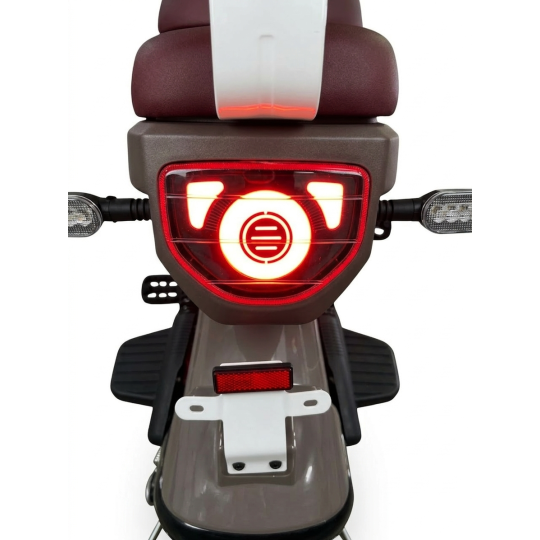 Купити Скутер акумуляторний U-800-D, 60В, 800Вт, Швидкість - 45км/год, запас ходу - 60км GTM. Офіційний магазин Toolmaster Україна. Фірмовий інструмент та обладнання, офіційна гарантія