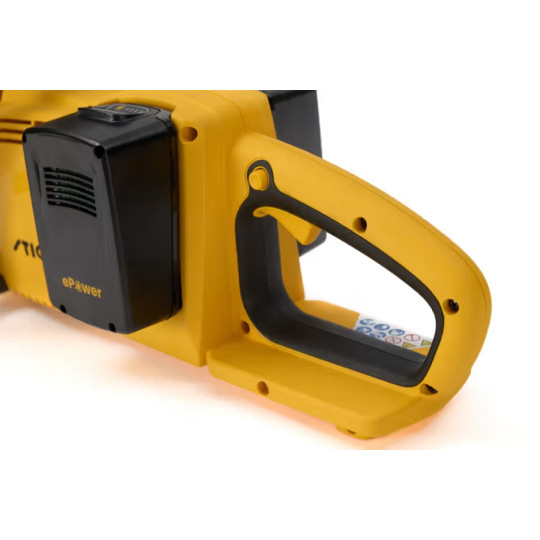 Купити Пила ланцюгова акумуляторна безщіткова STIGA CS300eKit. Офіційний магазин Toolmaster Україна. Фірмовий інструмент та обладнання, офіційна гарантія
