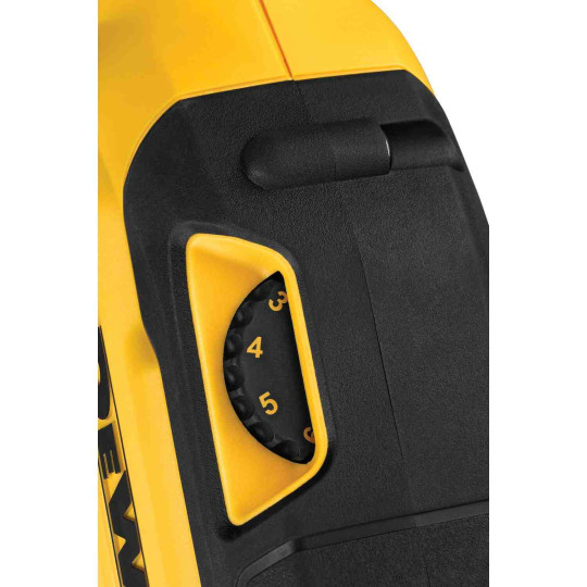Купити Шліфмашина ексцентрикова акумуляторна безщіткова DeWALT DCE800XW2. Офіційний магазин Toolmaster Україна. Фірмовий інструмент та обладнання, офіційна гарантія