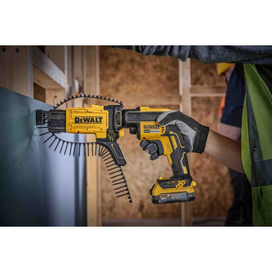 Купити Шурупокрут акумуляторний безщітковий DeWALT DCF620E1K. Офіційний магазин Toolmaster Україна. Фірмовий інструмент та обладнання, офіційна гарантія
