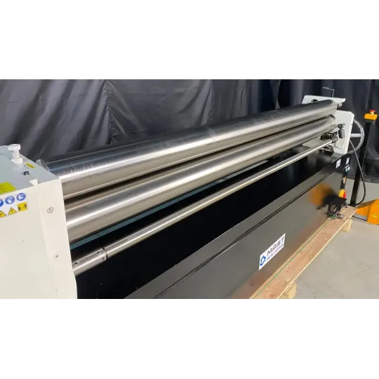 Купити Вальцювальний верстат MAST Metalltechnik M-ESR-2020x3.0 400V. Офіційний магазин Toolmaster Україна. Фірмовий інструмент та обладнання, офіційна гарантія