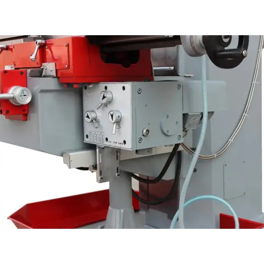 Купити Фрезерный станок Holzmann BF 700. Официальный магазин Toolmaster Украина. Фирменный инструмент и оборудование, официальная гарантия