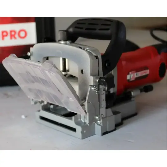 Купити Фрезер для соединений Holzmann PJ 100PRO. Официальный магазин Toolmaster Украина. Фирменный инструмент и оборудование, официальная гарантия
