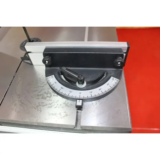 Купити Ленточная пила Holzmann HBS 470PROFI. Официальный магазин Toolmaster Украина. Фирменный инструмент и оборудование, официальная гарантия