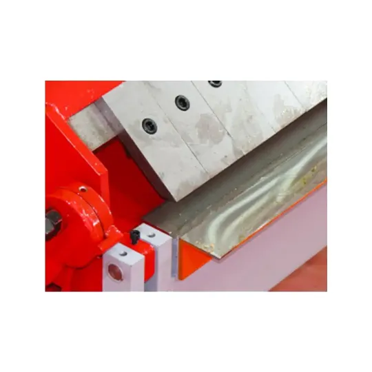 Купити Листогибочный станок Holzmann AKM 1220. Официальный магазин Toolmaster Украина. Фирменный инструмент и оборудование, официальная гарантия