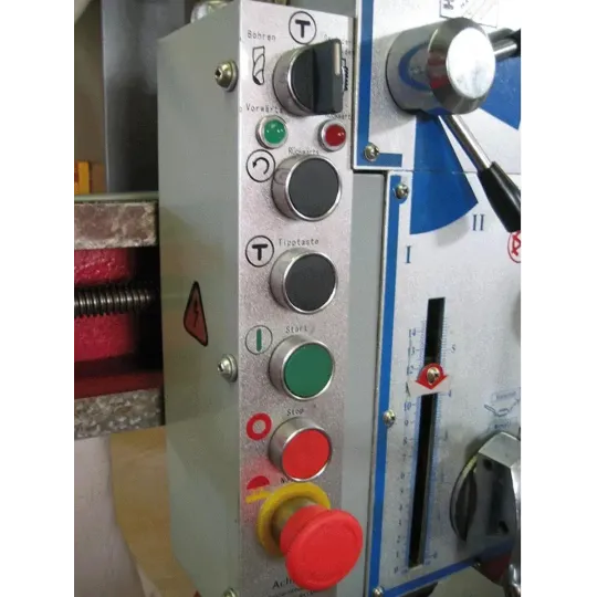 Купити Радиально-сверлильный станок по металлу Holzmann Z3032X7P. Официальный магазин Toolmaster Украина. Фирменный инструмент и оборудование, официальная гарантия