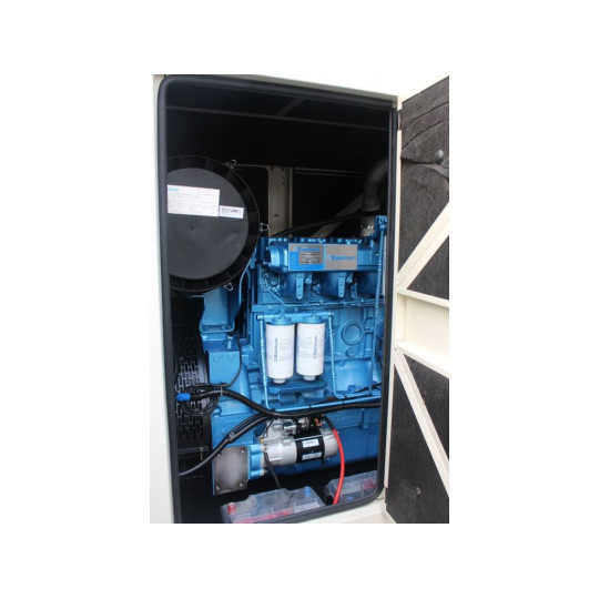 Купити Дизельний генератор UNIVERSAL UND-BD 350 KVA. Офіційний магазин Toolmaster Україна. Фірмовий інструмент та обладнання, офіційна гарантія