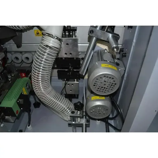 Купити Автоматический кромкооблицовочный станок Holzmann KAM 215EPS. Официальный магазин Toolmaster Украина. Фирменный инструмент и оборудование, официальная гарантия