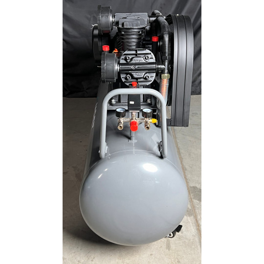 Купити Поршневий компресор Mast TB90/300L 400V. Офіційний магазин Toolmaster Україна. Фірмовий інструмент та обладнання, офіційна гарантія