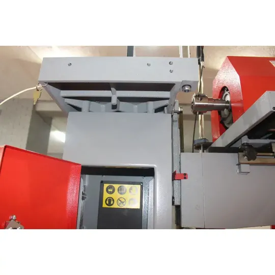 Купити Станок сверлильно-пазовальный Holzmann LBM 290K. Официальный магазин Toolmaster Украина. Фирменный инструмент и оборудование, официальная гарантия