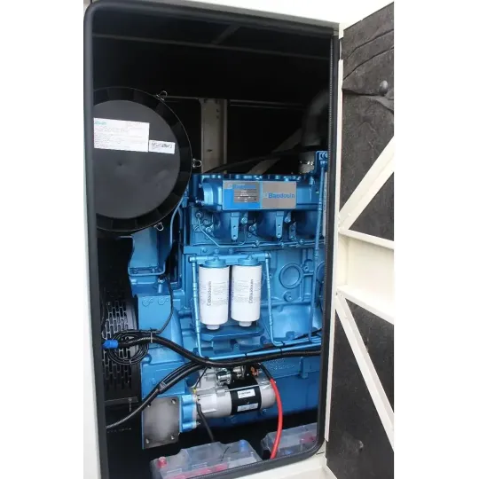 Купити Дизельний генератор UNIVERSAL UND-BD 250 KVA. Офіційний магазин Toolmaster Україна. Фірмовий інструмент та обладнання, офіційна гарантія