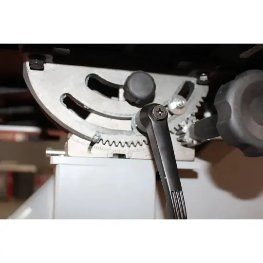 Купити Ленточная пила Holzmann HBS 470PROFI. Официальный магазин Toolmaster Украина. Фирменный инструмент и оборудование, официальная гарантия