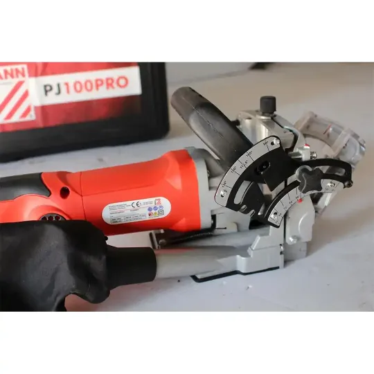 Купити Фрезер для соединений Holzmann PJ 100PRO. Официальный магазин Toolmaster Украина. Фирменный инструмент и оборудование, официальная гарантия