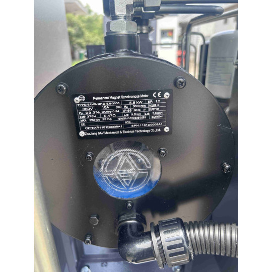 Купити Гвинтовий компресор Mast GBE-R-07 10BAR (осушувач + ресивер 190 л). Офіційний магазин Toolmaster Україна. Фірмовий інструмент та обладнання, офіційна гарантія