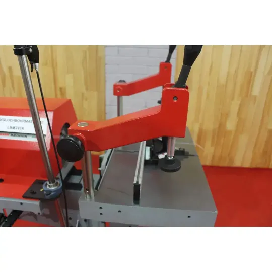 Купити Станок сверлильно-пазовальный Holzmann LBM 290K. Официальный магазин Toolmaster Украина. Фирменный инструмент и оборудование, официальная гарантия
