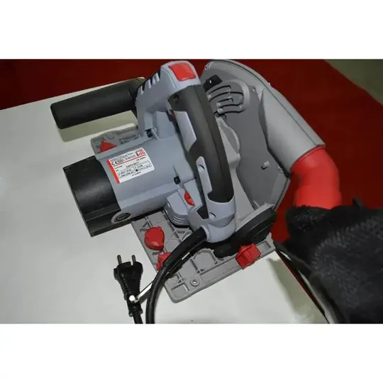 Купити Погружная дисковая пила Holzmann TAS 165PRO. Официальный магазин Toolmaster Украина. Фирменный инструмент и оборудование, официальная гарантия