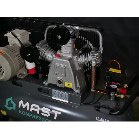 Купити Поршневий компресор MAST TA65/100L 400V 12.5BAR. Офіційний магазин Toolmaster Україна. Фірмовий інструмент та обладнання, офіційна гарантія