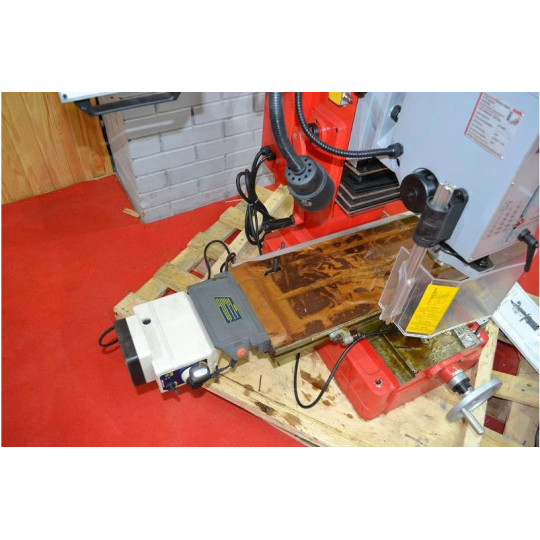 Купити Фрезерный станок Holzmann BF 50DIG. Официальный магазин Toolmaster Украина. Фирменный инструмент и оборудование, официальная гарантия