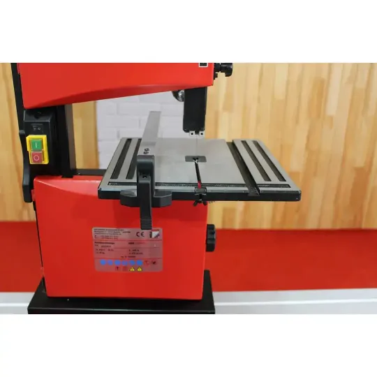 Купити Ленточная пила Holzmann HBS 230HQ. Официальный магазин Toolmaster Украина. Фирменный инструмент и оборудование, официальная гарантия