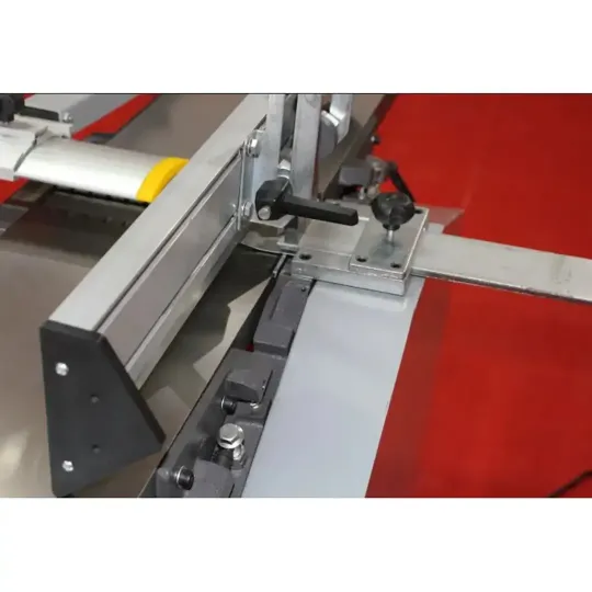Купити Фуговально-рейсмусовый станок Holzmann HOB 260NL 230 В. Официальный магазин Toolmaster Украина. Фирменный инструмент и оборудование, официальная гарантия