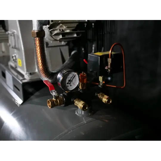 Купити Поршневий компресор MAST TA90/500L 400V 12.5BAR. Офіційний магазин Toolmaster Україна. Фірмовий інструмент та обладнання, офіційна гарантія