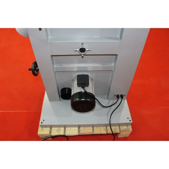 Купити Ленточная пила Holzmann HBS 470PROFI. Официальный магазин Toolmaster Украина. Фирменный инструмент и оборудование, официальная гарантия