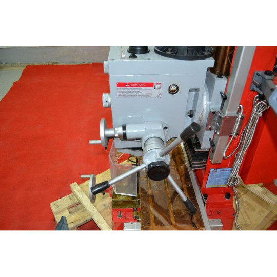 Купити Фрезерный станок Holzmann BF 50DIG. Официальный магазин Toolmaster Украина. Фирменный инструмент и оборудование, официальная гарантия