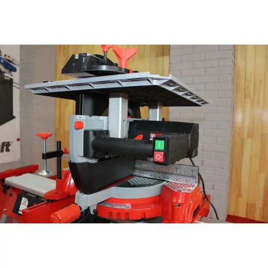 Купити Пила торцовочно-циркулярная Holzmann TK 305. Официальный магазин Toolmaster Украина. Фирменный инструмент и оборудование, официальная гарантия