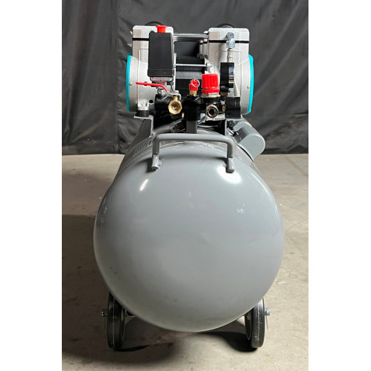 Купити Безмасляний поршневий компресор Mast MOF1680/3x1500-120L. Офіційний магазин Toolmaster Україна. Фірмовий інструмент та обладнання, офіційна гарантія