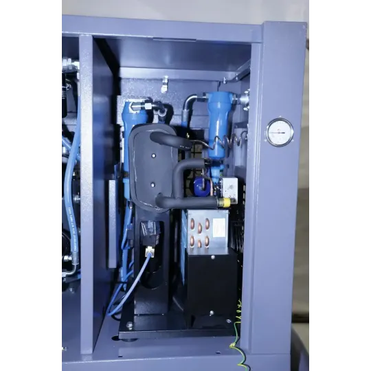 Купити Гвинтовий компресор Mast LZN-10 COMBO inverter (Осушувач + ресивер 500 л). Офіційний магазин Toolmaster Україна. Фірмовий інструмент та обладнання, офіційна гарантія