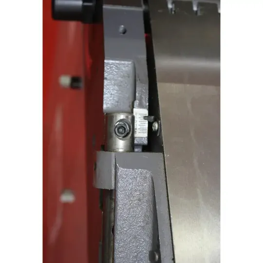 Купити Фуговально-рейсмусовый станок Holzmann HOB 260NL. Официальный магазин Toolmaster Украина. Фирменный инструмент и оборудование, официальная гарантия