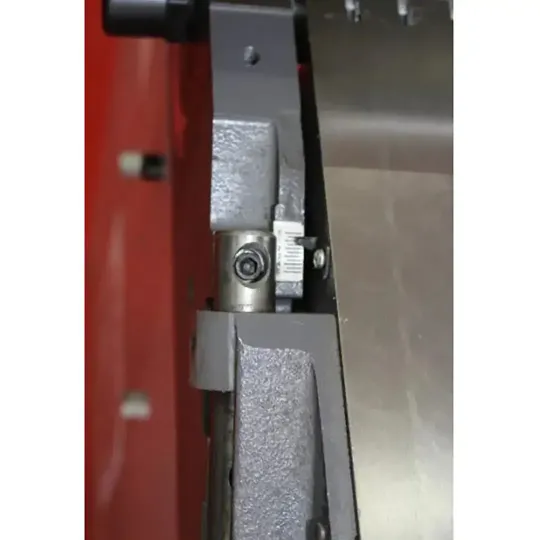 Купити Фуговально-рейсмусовый станок Holzmann HOB 260NL 230 В. Официальный магазин Toolmaster Украина. Фирменный инструмент и оборудование, официальная гарантия