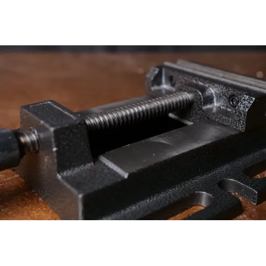 Купити Тиски станочные Holzmann M 120. Официальный магазин Toolmaster Украина. Фирменный инструмент и оборудование, официальная гарантия