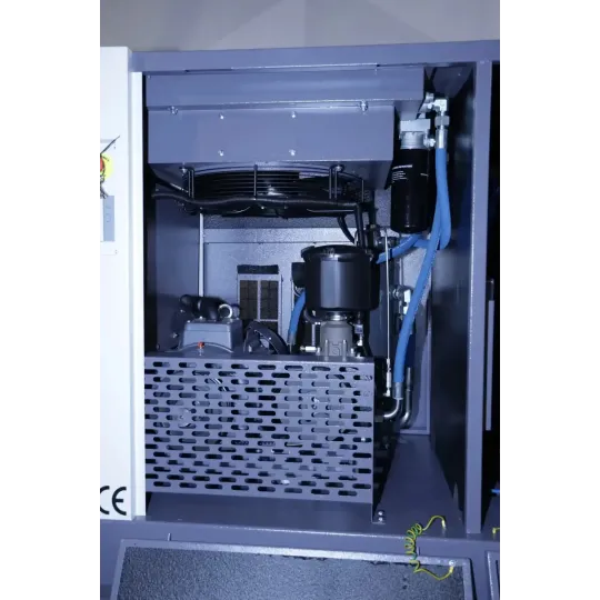 Купити Гвинтовий компресор Mast LZN-20 COMBO inverter (Осушувач + ресивер 500 л). Офіційний магазин Toolmaster Україна. Фірмовий інструмент та обладнання, офіційна гарантія