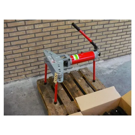 Купити Гидравлический трубогибочный станок Holzmann RBM 10. Официальный магазин Toolmaster Украина. Фирменный инструмент и оборудование, официальная гарантия