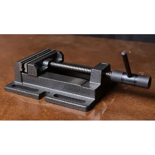 Купити Тиски станочные Holzmann M 120. Официальный магазин Toolmaster Украина. Фирменный инструмент и оборудование, официальная гарантия