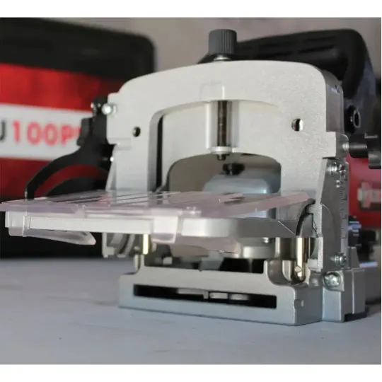 Купити Фрезер для соединений Holzmann PJ 100PRO. Официальный магазин Toolmaster Украина. Фирменный инструмент и оборудование, официальная гарантия