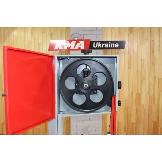 Купити Ленточная пила по дереву Holzmann HBS 400. Официальный магазин Toolmaster Украина. Фирменный инструмент и оборудование, официальная гарантия