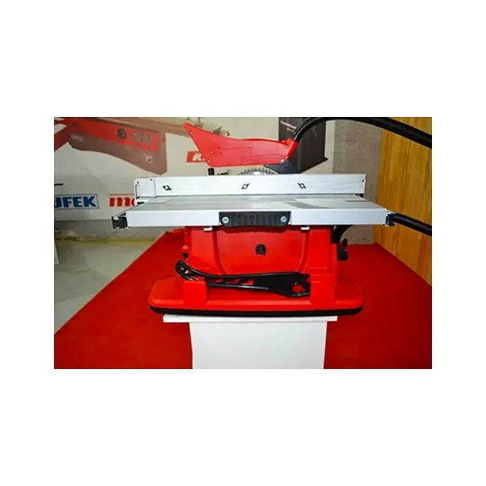 Купити Циркулярная пила Holzmann TK255. Официальный магазин Toolmaster Украина. Фирменный инструмент и оборудование, официальная гарантия