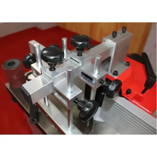 Купити Фрезерный станок по дереву Holzmann FS 200 380В. Официальный магазин Toolmaster Украина. Фирменный инструмент и оборудование, официальная гарантия