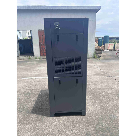 Купити Гвинтовий компресор Mast GBE-R-07 10BAR (осушувач + ресивер 190 л). Офіційний магазин Toolmaster Україна. Фірмовий інструмент та обладнання, офіційна гарантія