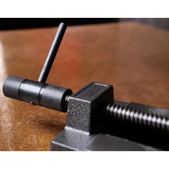 Купити Тиски станочные Holzmann M 120. Официальный магазин Toolmaster Украина. Фирменный инструмент и оборудование, официальная гарантия