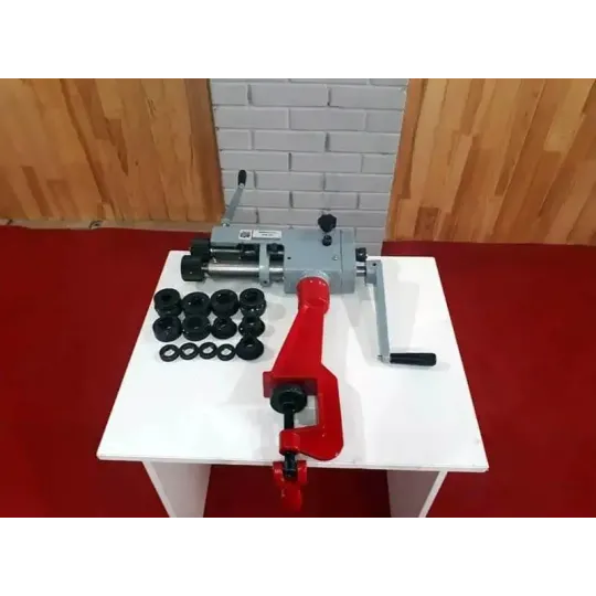 Купити Ручной зиговочный станок Holzmann SKM 200. Официальный магазин Toolmaster Украина. Фирменный инструмент и оборудование, официальная гарантия
