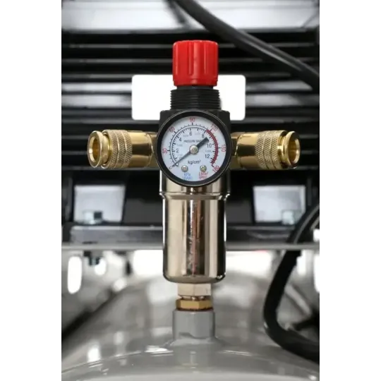 Купити Компрессор масляный трехцилиндровый TAGRED TA309X. Официальный магазин Toolmaster Украина. Фирменный инструмент и оборудование, официальная гарантия