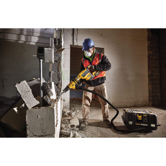 Купити Перфоратор акумуляторний безщітковий SDS-MAX DeWALT DCH614N. Офіційний магазин Toolmaster Україна. Фірмовий інструмент та обладнання, офіційна гарантія